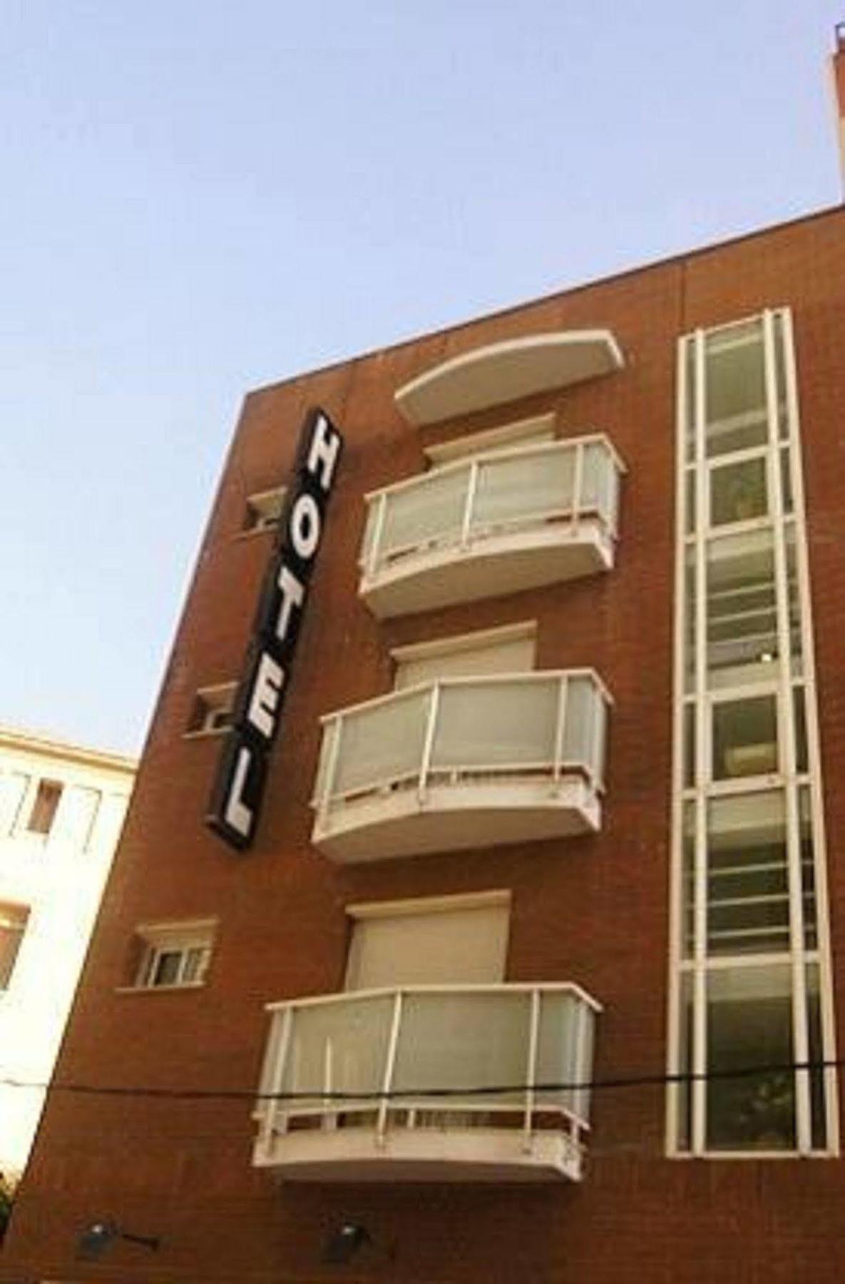 Hotel Cosmos Таррагона Экстерьер фото