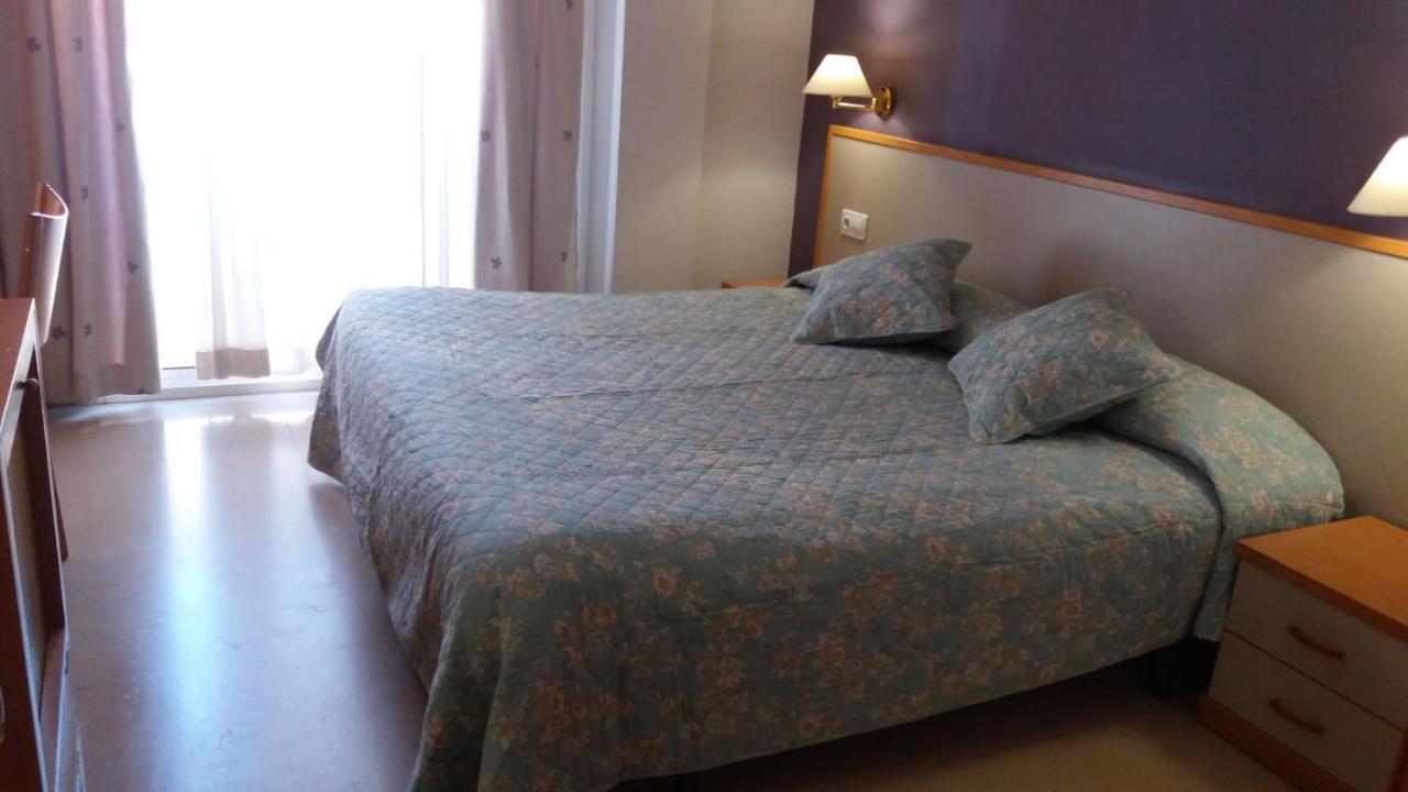 Hotel Cosmos Таррагона Экстерьер фото